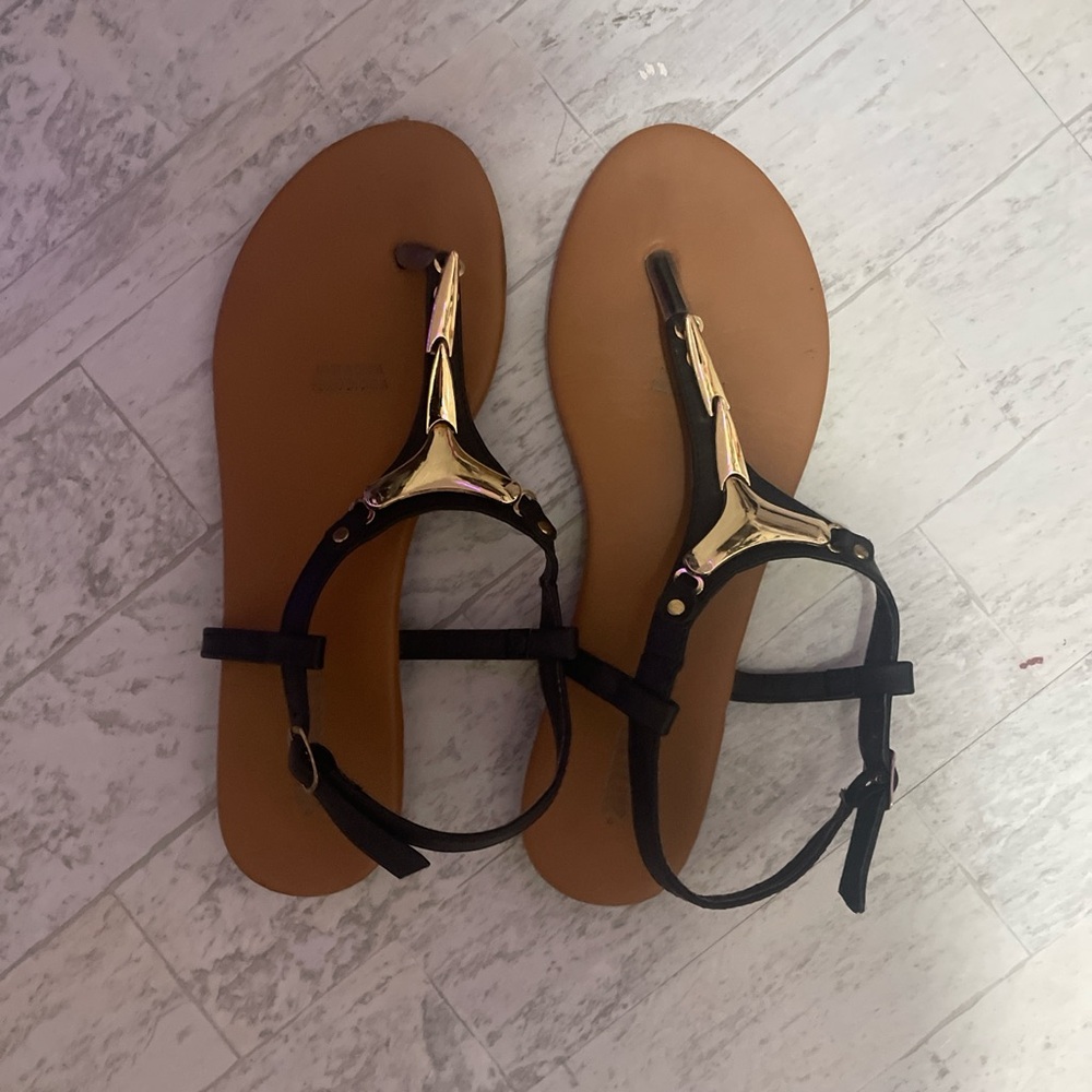 Elegant Black and Gold Women's Sandals